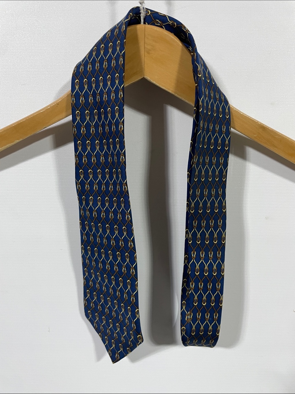Hermes Navy Silk Tie with Gold Link Pattern